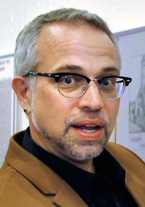 Dr. Michael Luick-Thrams ...